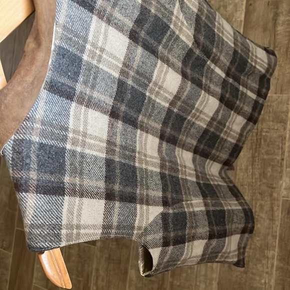 Chrysantheme Vintage Wool & Leather Vest - Picture 8 of 8